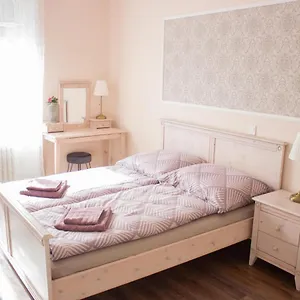 Apartman Black Stilt B3, Debrecen